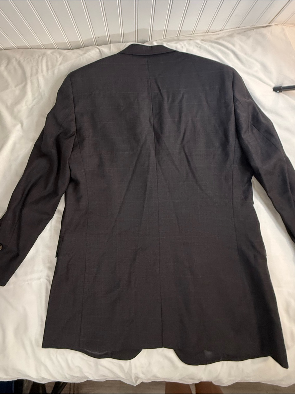Jos. A. Bank Men's Dark Charcoal Windowpane Two-Button Sport Coat - Picture 10 of 15